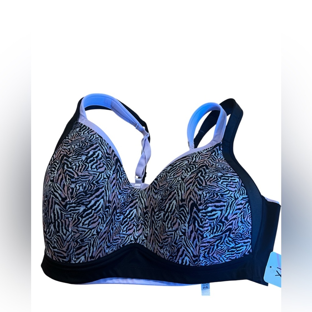 Rhonda Shear Bras  Size XL (qty 2)